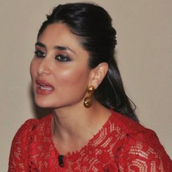 Kareena2BKapoor2BLatest2BUnseen2BHot2BPhotos2BIn2BBeautiful2BRed2BDress2B252842529