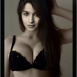 AliaBhatt67343de151d526fe