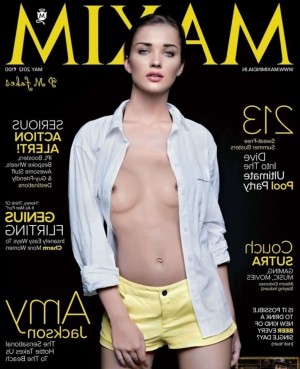 Amy-Jackson-Naked.jpg