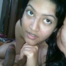 Cute-Desi-College-Girlfriend-Sucking-Bf-Cock-_007