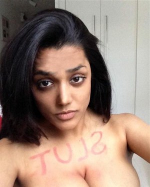 Hot-Nri-Babe-Seducing-And-Fucking-In-Hotel-_004.jpg