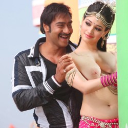 Tamanna-with-Ajay-in-Himmatcfd0a316b480c9c4