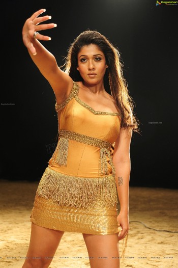ongaram-nayanthara-hot-stills2.jpg