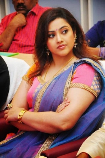 meena-hot-still015-510x768.jpg