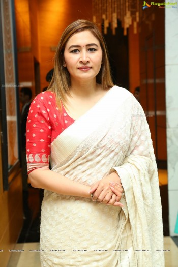 sanskruti-installation-meet-jwalagutta260.jpg