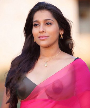 Rashmi-Gautam-nipple-see-though-in-half-saree.jpg