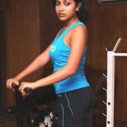 Amala-Paul-Hot-In-Gym-Dress-Images