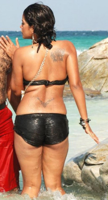 Mumaith-Khan-Nude-17.jpg