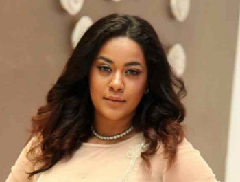 Mumaith-Khan-Nude-37.jpg