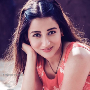 priyanka-kandwal-age-height-biography-photos-images.png