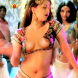 125742097_aish-1