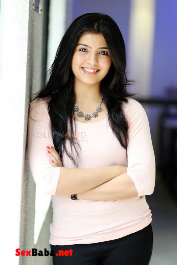 kaali_movie_amritha_aiyer_photos_08.jpg