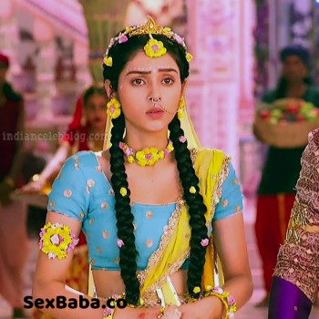 Mallika-singh-Radhakrishn-serial-actress-S1-10-photo.jpg