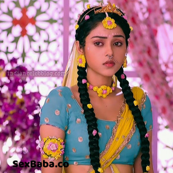 Mallika-singh-Radhakrishn-serial-actress-S1-12-photo.jpg