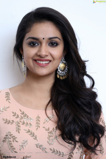 keerthy-suresh-mahanati-success-meet4.jpg