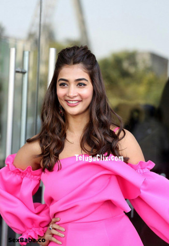 pooja-hegde-pics-63.jpg