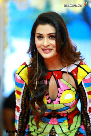 payal1012020_048.jpg