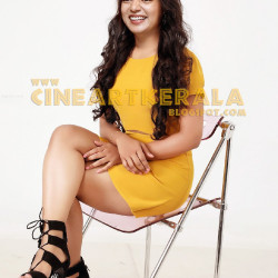 Nazriya-in-Yellow-Dress-1