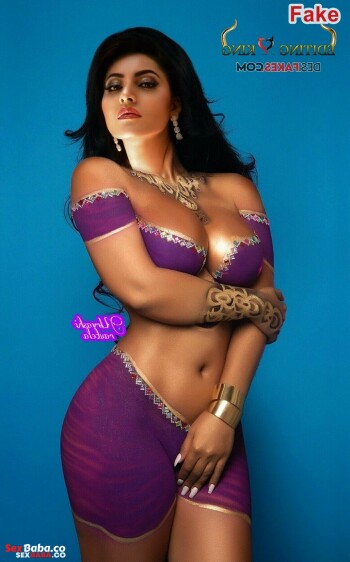 Urvashi-Rautela-Nude-Fakes-75