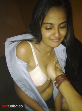 lucky lover of Sara touching her boobs