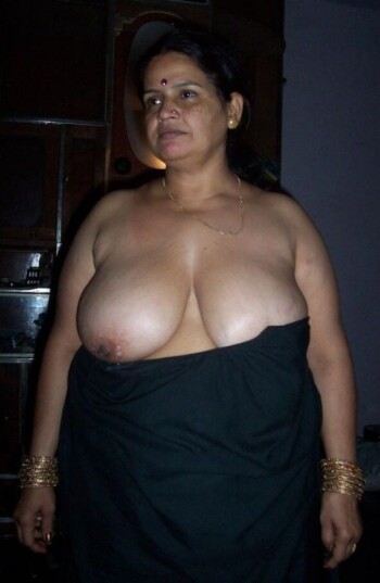 50-pics-of-Slutty-bhabhi-with-Devar-25.jpg