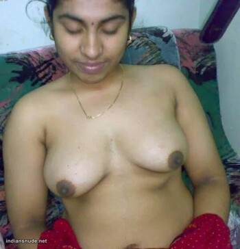 Indian-village-sluts-exposing-nude-body-43.jpg
