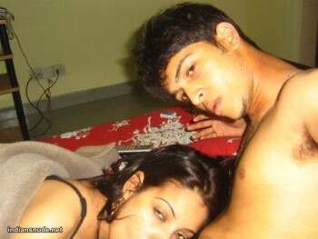 Sexy-Indian-couples-nude-pics-40.jpg
