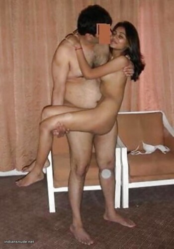 Sexy-Indian-couples-nude-pics-47.jpg