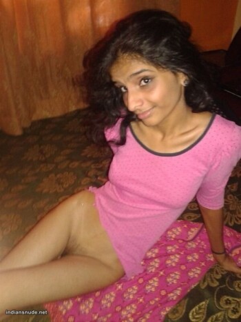 Skinny-figured-sexy-Indian-girls-pics-20.jpg