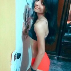 Skinny-figured-sexy-Indian-girls-pics-26