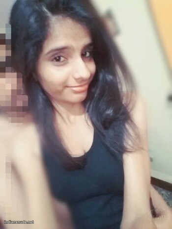 Skinny-figured-sexy-Indian-girls-pics-29.jpg