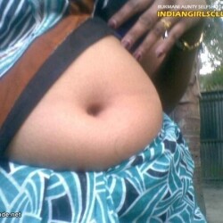 South-Indian-mallu-aunties-in-one-gallery-13