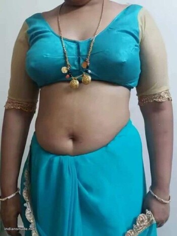 South-Indian-mallu-aunties-in-one-gallery-17.jpg