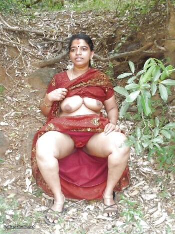 South-Indian-mallu-aunties-in-one-gallery-44.jpg