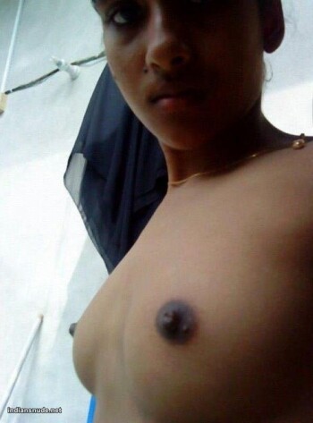 Tempting nude pics of Indian teen girls 33