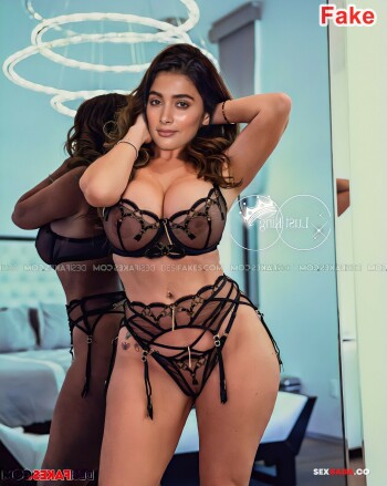 Pooja Hegde 8