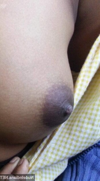 big boobs of desi bhabhi nude selfie 46