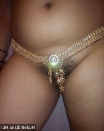 gurgaon nude bhabhi big boobs ass pics 14