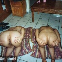 gurgaon-nude-bhabhi-big-boobs-ass-pics-15