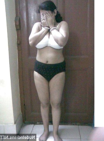 gurgaon nude bhabhi big boobs ass pics 7