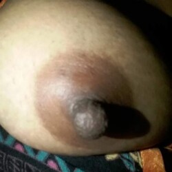 desi-aunty-xxx-pics-in-hd-24