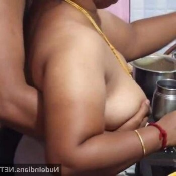 desi aunty xxx pics in hd 31
