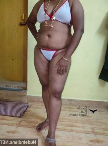 desi aunty xxx pics in hd 32