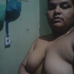 desi-aunty-xxx-pics-in-hd-36