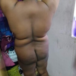 desi-aunty-xxx-pics-in-hd-39