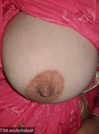 bhabhi sexy naked big boobs pics 1