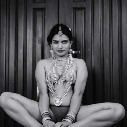 desi-bhabhi-sexy-nangi-images-gaand-boobs-ke-8