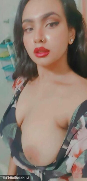 Big boobs model nude (2)