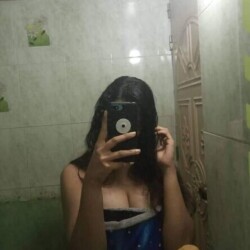 Slutty-desi-college-girl-sex-photos-10