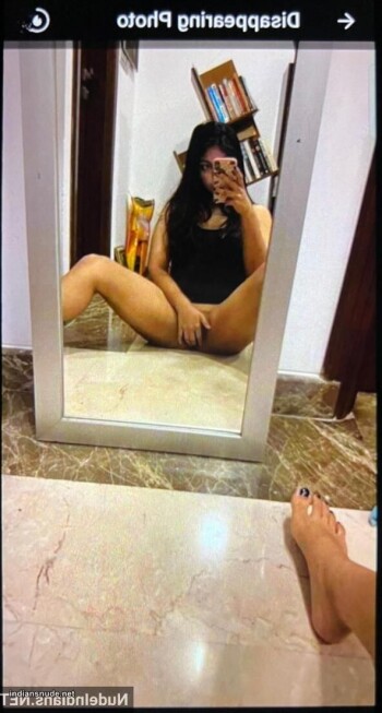 sexy nude selfies in tight bra panty (8)